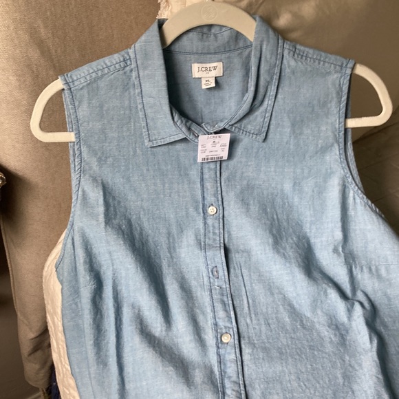 NWT J Crew Sleeveless chambray button up shirt - Picture 6 of 6